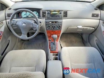Zdjęcie 8 z 11 samochodu: 2003 TOYOTA COROLLA LE VIN:JTDBR38E930045975 - miniatura