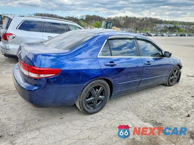 Trzecie zdjęcie samochodu z tyłu: 2004 HONDA ACCORD EX VIN:1HGCM56644A151029 - miniatura