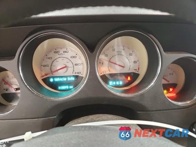 Zdjęcie 9 z 12 samochodu: 2012 DODGE CHALLENGER SXT VIN:2C3CDYAG1CH104979 - miniatura