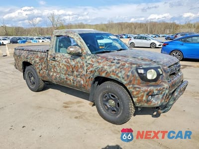 Czwarte zdjęcie samochodu z boku: 2013 TOYOTA TACOMA BASE VIN:5TFNX4CN5DX018555 - miniatura
