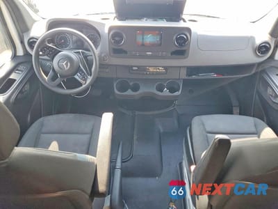 Zdjęcie 8 z 12 samochodu: 2023 MERCEDES BENZ SPRINTER 2500 VIN:W1Y4NDHY8PT150267 - miniatura