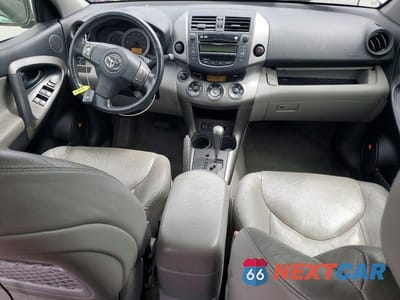 Zdjęcie 8 z 12 samochodu: 2010 TOYOTA RAV4 LIMITED VIN:JTMYF4DV1AD021142 - miniatura