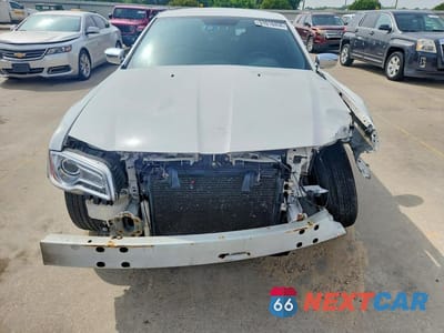 Piąte zdjęcie samochodu w środku: 2012 CHRYSLER 300 LIMITED VIN:2C3CCACG1CH250404 - miniatura