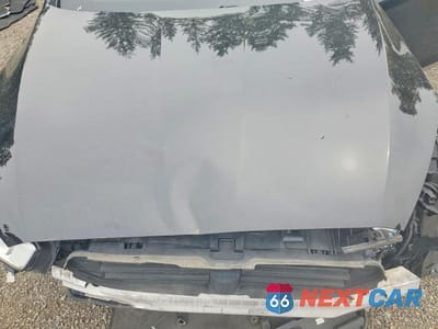 Zdjęcie 11 z 13 samochodu: 2018 KIA K900 VIN:KNALW4D43J6037507 - miniatura