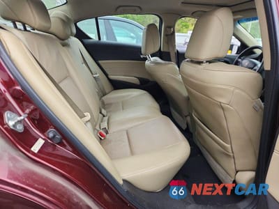Zdjęcie 10 z 12 samochodu: 2013 ACURA ILX 20 TECH VIN:19VDE1F77DE006137 - miniatura