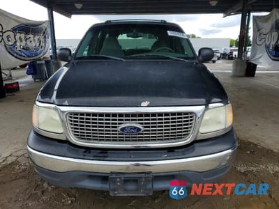Piąte zdjęcie samochodu w środku: 2002 FORD EXPEDITION XLT VIN:1FMRU15W52LA06470 - miniatura