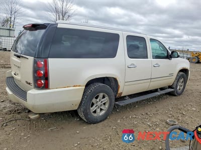 Trzecie zdjęcie samochodu z tyłu: 2011 GMC YUKON XL DENALI VIN:1GKS2MEF4BR299924 - miniatura