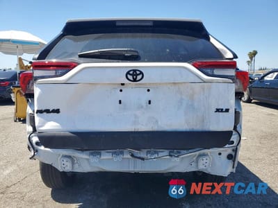 Zdjęcie 6 z 13 samochodu: 2025 TOYOTA RAV4 XLE VIN:2T3W1RFV0SW389929 - miniatura