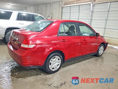 Trzecie zdjęcie samochodu z tyłu: 2010 NISSAN VERSA 1.8 S VIN:3N1BC1AP0AL372348 - miniatura