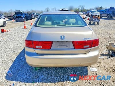 Zdjęcie 6 z 14 samochodu: 2005 HONDA ACCORD EX VIN:1HGCM56715A063193 - miniatura