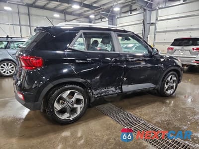Trzecie zdjęcie samochodu z tyłu: 2023 HYUNDAI VENUE SEL VIN:KMHRC8A30PU231551 - miniatura
