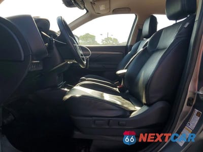 Zdjęcie 7 z 13 samochodu: 2020 MITSUBISHI OUTLANDER SE VIN:JA4AZ3A31LZ043258 - miniatura
