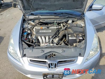 Zdjęcie 11 z 12 samochodu: 2003 HONDA ACCORD EX VIN:1HGCM56663A018383 - miniatura