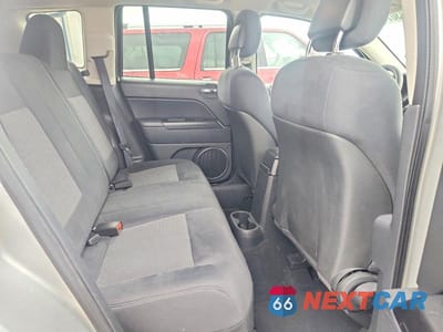Zdjęcie 10 z 12 samochodu: 2011 JEEP COMPASS SPORT VIN:1J4NF1FB1BD163958 - miniatura