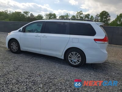 Drugie zdjęcie samochodu z przodu: 2013 TOYOTA SIENNA XLE 8-PASSENGER VIN:5TDYK3DC8DS306854 - miniatura