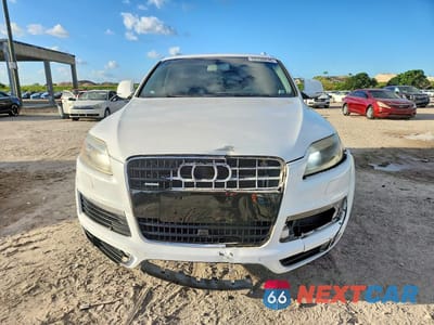 Piąte zdjęcie samochodu w środku: 2009 AUDI Q7 TDI S-LINE VIN:WA1CM74L39D032259 - miniatura
