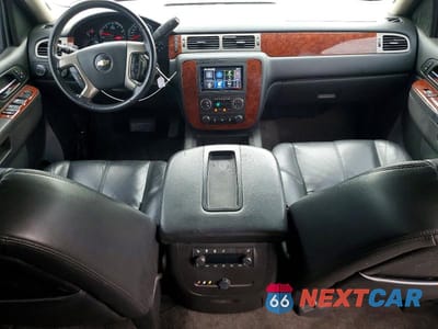 Zdjęcie 8 z 13 samochodu: 2013 CHEVROLET TAHOE K1500 LT VIN:1GNSKBE0XDR341681 - miniatura