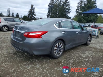 Trzecie zdjęcie samochodu z tyłu: 2017 NISSAN ALTIMA 2.5 SV VIN:1N4AL3AP6HC203838 - miniatura