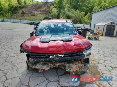 Piąte zdjęcie samochodu w środku: 2023 CHEVROLET SILVERADO K1500 LT TRAIL BOSS VIN:3GCUDFED9PG263047 - miniatura