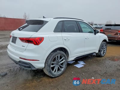Trzecie zdjęcie samochodu z tyłu: 2024 AUDI Q3 PREMIUM S LINE 45 VIN:WA1DECF36R1085644 - miniatura