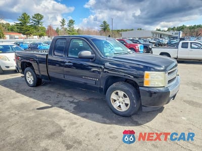 Czwarte zdjęcie samochodu z boku: 2008 CHEVROLET SILVERADO K1500 VIN:2GCEK19J381282846 - miniatura