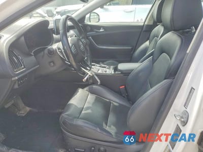 Zdjęcie 7 z 12 samochodu: 2019 KIA STINGER PREMIUM VIN:KNAE25LA1K6059721 - miniatura