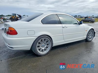 Trzecie zdjęcie samochodu z tyłu: 2002 BMW 330 CI VIN:WBABN53422JU38776 - miniatura