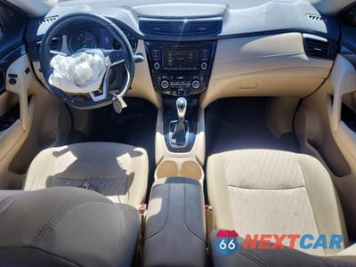 Zdjęcie 8 z 14 samochodu: 2020 NISSAN ROGUE SV VIN:5N1AT2MV1LC786015 - miniatura