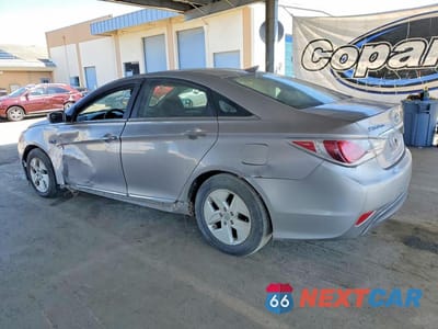 Drugie zdjęcie samochodu z przodu: 2012 HYUNDAI SONATA HYBRID VIN:KMHEC4A43CA023109 - miniatura