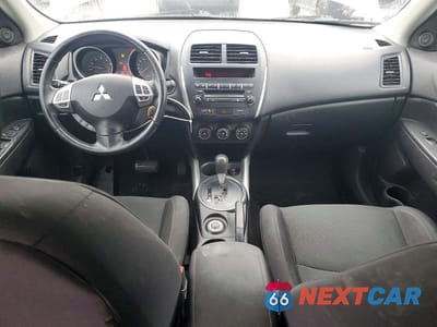 Zdjęcie 8 z 12 samochodu: 2013 MITSUBISHI RVR SE VIN:4A4AJ3AU8DE606720 - miniatura