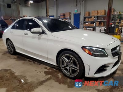 Czwarte zdjęcie samochodu z boku: 2019 MERCEDES-BENZ C 300 4MATIC VIN:55SWF8EB0KU322285 - miniatura