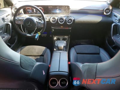 Zdjęcie 8 z 12 samochodu: 2021 MERCEDES BENZ CLA 250 VIN:W1K5J4GB6MN165325 - miniatura