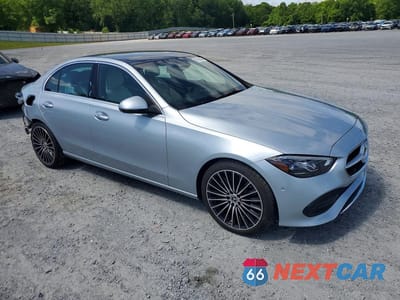 Czwarte zdjęcie samochodu z boku: 2026 MERCEDES-BENZ C 300 VIN:W1KAF4GB9TR305570 - miniatura