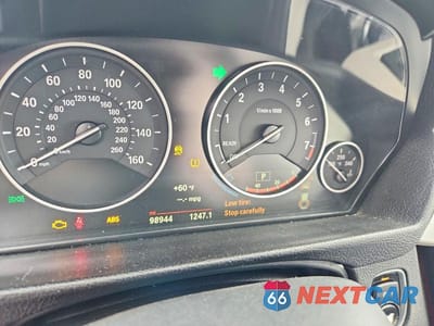 Zdjęcie 9 z 12 samochodu: 2018 BMW 320 XI VIN:WBA8A3C54JA357991 - miniatura