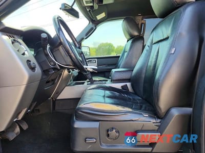Zdjęcie 7 z 12 samochodu: 2016 FORD EXPEDITION XLT VIN:1FMJU1HT7GEF38930 - miniatura