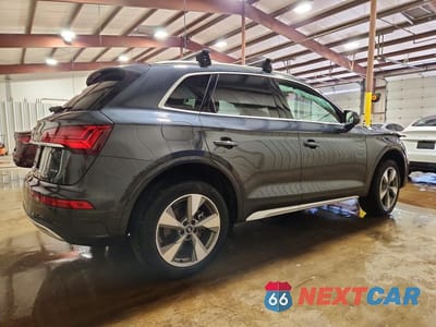Trzecie zdjęcie samochodu z tyłu: 2023 AUDI Q5 PREMIUM PLUS 40 VIN:WA1BBAFYXP2175998 - miniatura