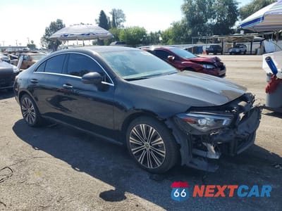 Czwarte zdjęcie samochodu z boku: 2021 MERCEDES-BENZ CLA 250 VIN:W1K5J4GB7MN172008 - miniatura
