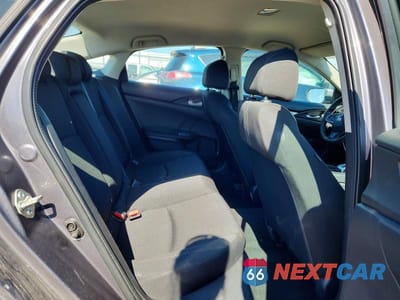 Zdjęcie 10 z 12 samochodu: 2016 HONDA CIVIC LX VIN:2HGFC2F58GH036428 - miniatura
