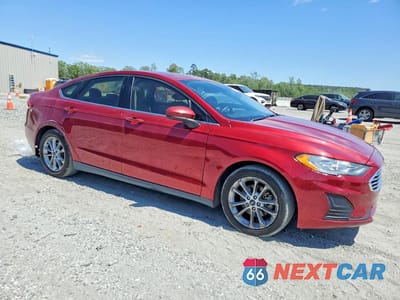 Czwarte zdjęcie samochodu z boku: 2019 FORD FUSION SE VIN:3FA6P0HD0KR126980 - miniatura