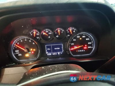 Zdjęcie 9 z 12 samochodu: 2024 GMC SIERRA K1500 VIN:1GTUUAED8RZ233284 - miniatura
