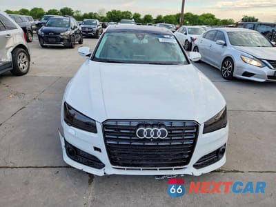 Piąte zdjęcie samochodu w środku: 2017 AUDI A8 L QUATTRO VIN:WAU43AFD3HN016133 - miniatura