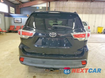 Zdjęcie 6 z 13 samochodu: 2014 TOYOTA HIGHLANDER LE PLUS VIN:5TDBKRFH8ES023860 - miniatura