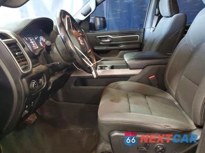 Zdjęcie 7 z 12 samochodu: 2021 RAM 1500 BIG HORN VIN:1C6SRFFT1MN521540 - miniatura