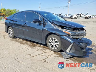 Czwarte zdjęcie samochodu z boku: 2020 TOYOTA PRIUS PRIME XLE VIN:JTDKARFP0L3150899 - miniatura