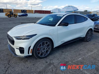 2025 FORD MUSTANG MACH-E GT 3FMTK4SX8SMA08142 - główne zdjęcie licytacji z USA - miniatura