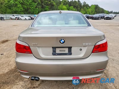 Zdjęcie 6 z 11 samochodu: 2008 BMW 528 I VIN:WBANU53558CT11882 - miniatura