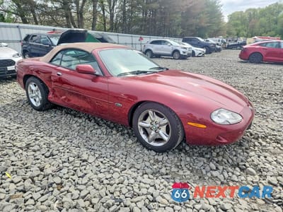 Czwarte zdjęcie samochodu z boku: 1998 JAGUAR XK8 VIN:SAJGX2240WC026130 - miniatura