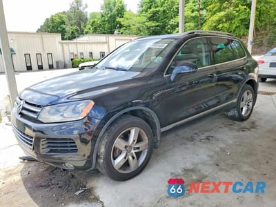 2013 VOLKSWAGEN TOUAREG V6 WVGEF9BP0DD006555 - główne zdjęcie licytacji z USA - miniatura