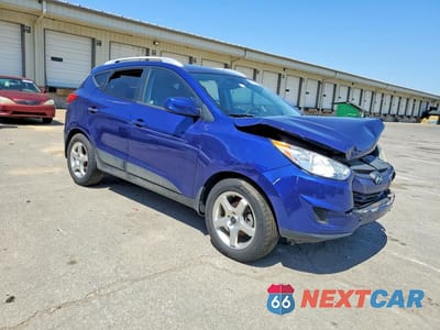 Czwarte zdjęcie samochodu z boku: 2011 HYUNDAI TUCSON GLS VIN:KM8JU3AC0BU129124 - miniatura