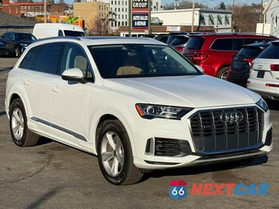 Czwarte zdjęcie samochodu z boku: 2021 AUDI Q7 PREMIUM VIN:WA1AXAF76MD015749 - miniatura
